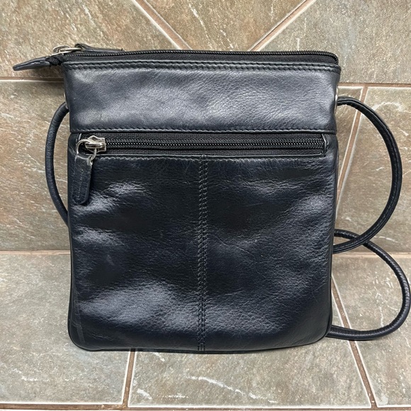 Vintage ILI New York Black Leather Crossbody Bag - Picture 3 of 11